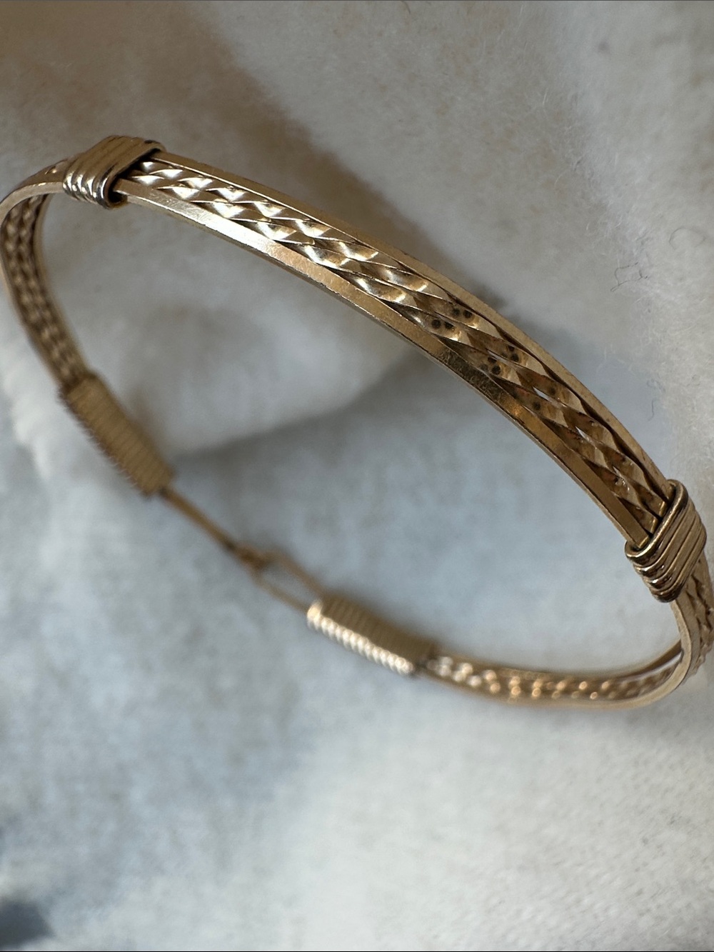 Gold Tone Metal Wire Wrapped Bangle Bracelet